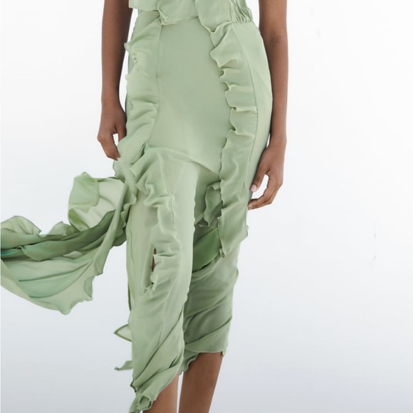 Zara Ruffled Dress - Picture 2 of 5